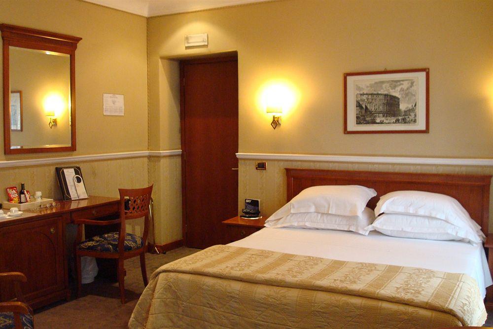 Relais Patrizi Hotel 4*