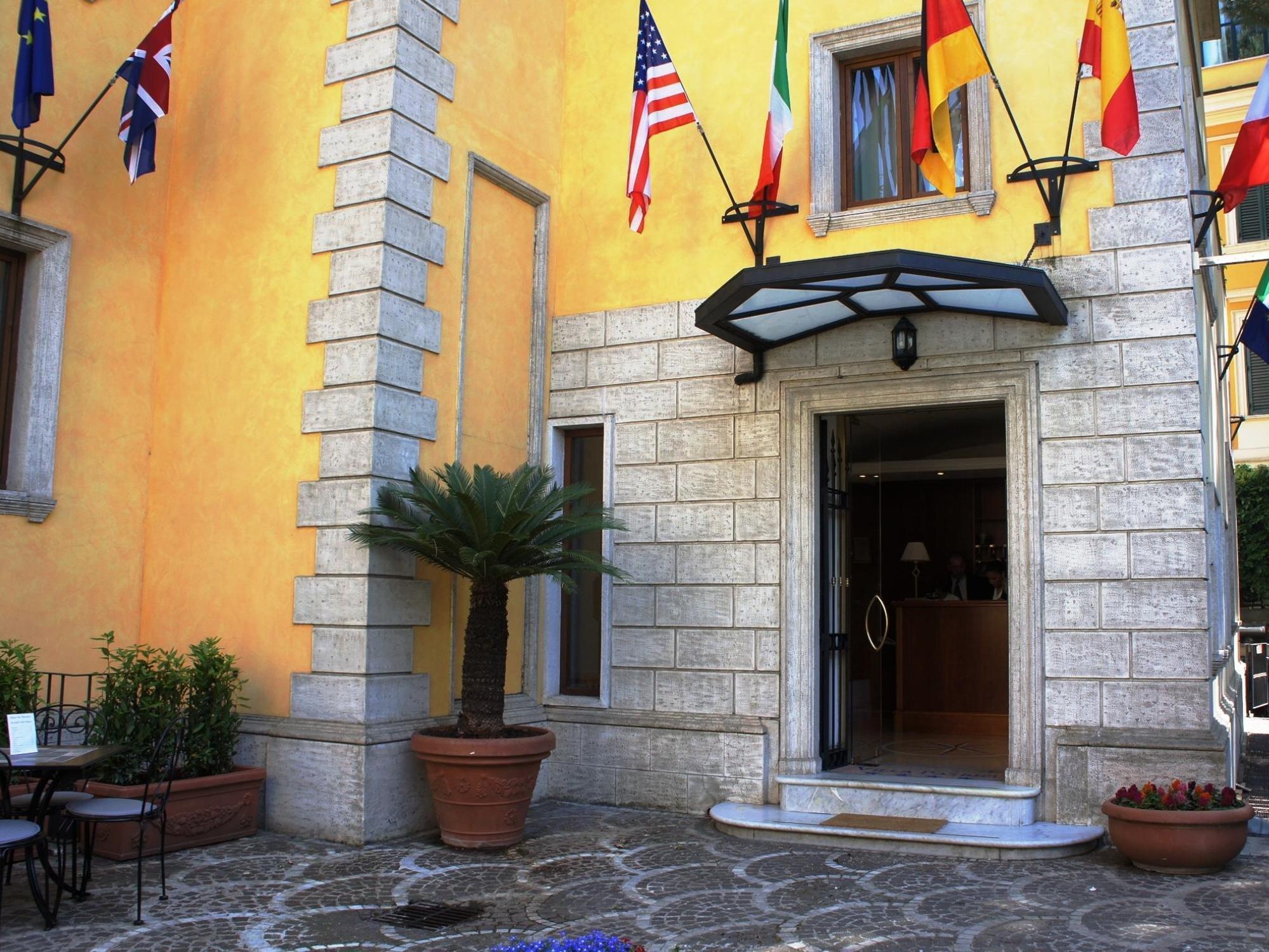 Relais Patrizi Hotel