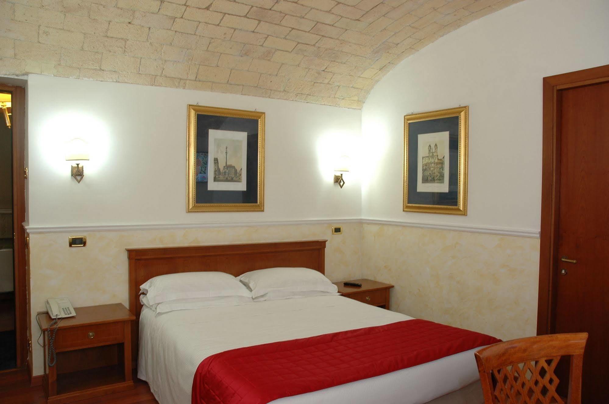 Hotel Relais Patrizi 4*