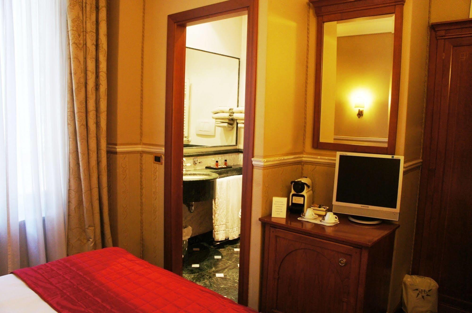 Relais Patrizi Hotel